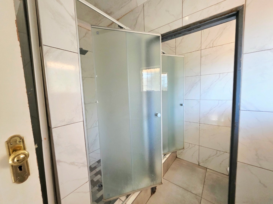17 Bedroom Property for Sale in Universitas Free State